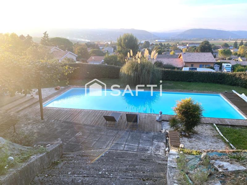 Maison - 114 m² - 5 pièces