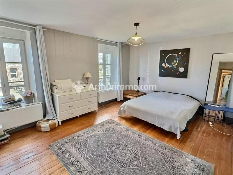 Maison - 168 m² - 6 pièces