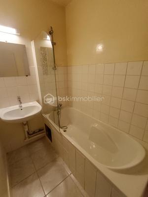 Immeuble - 256 m² - 9 pièces