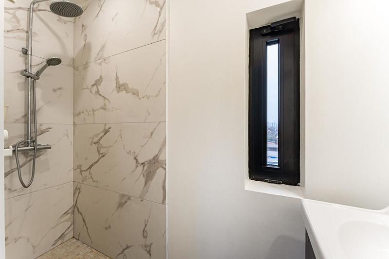 Maison - 187 m² - 7 pièces