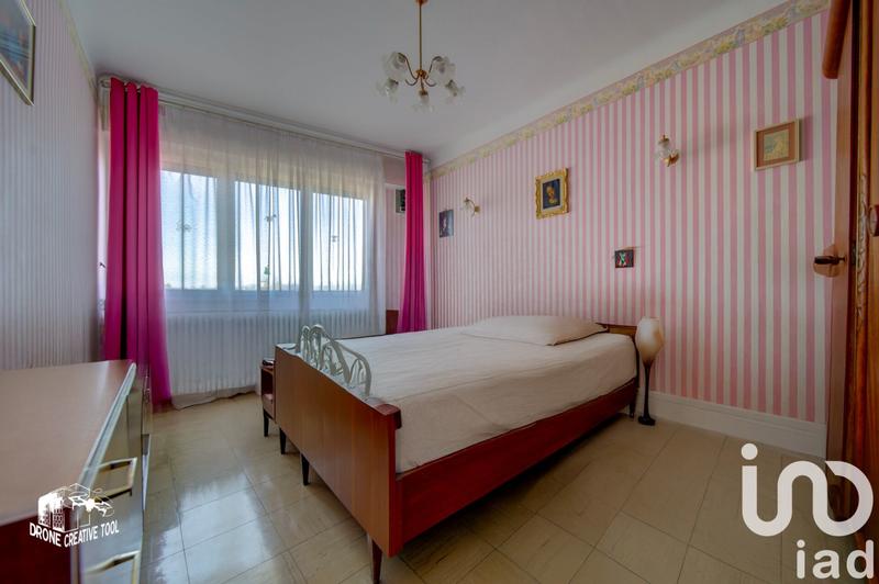 Appartement - 110 m² - 5 pièces