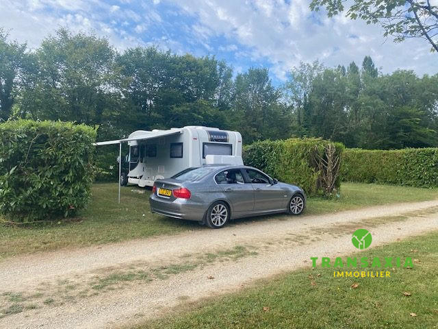 Fonds de commerce - 13 000 m²