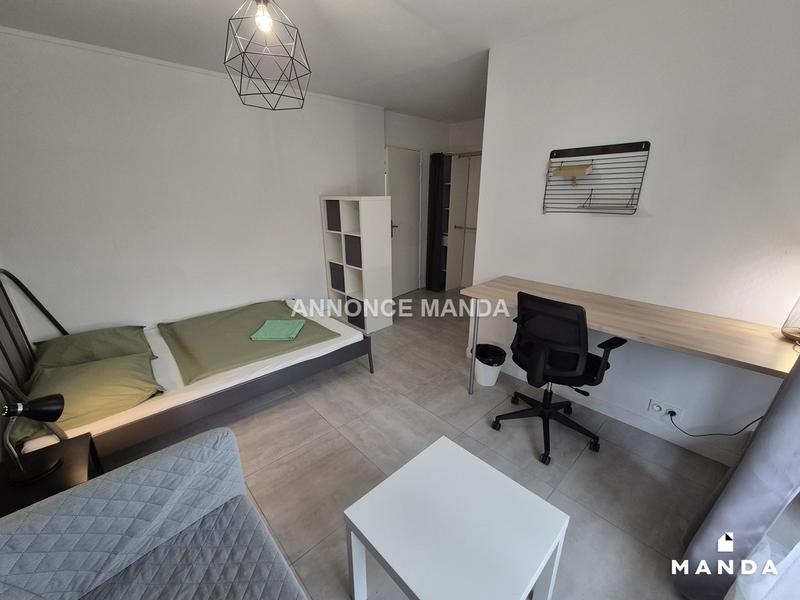 Chambre - 15 m² - 4 pièces