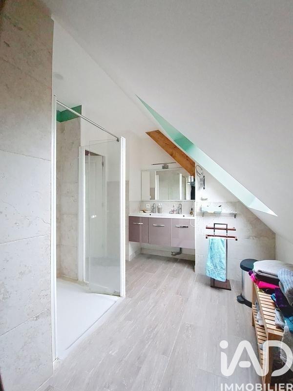 Maison - 145 m² - 7 pièces