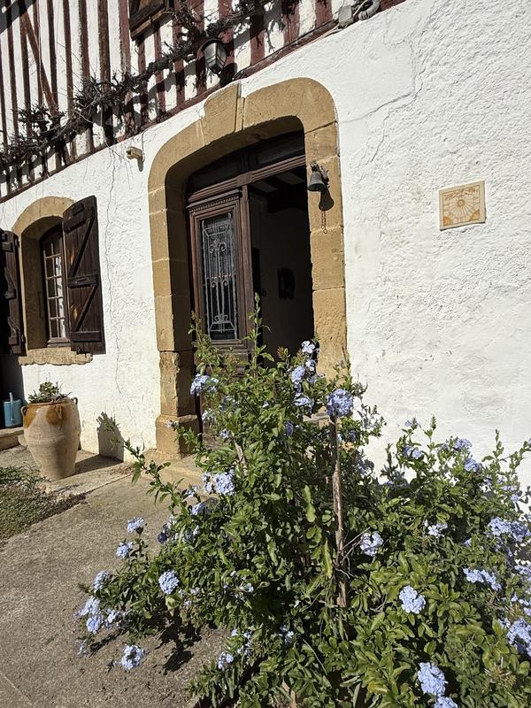 Maison ancienne - 126 m² - 4 pièces