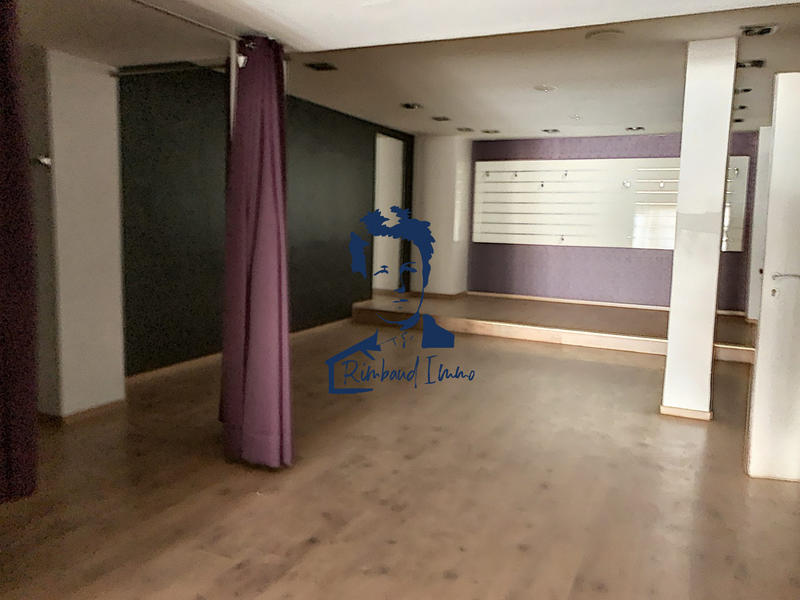 Local d'activités - 112 m²