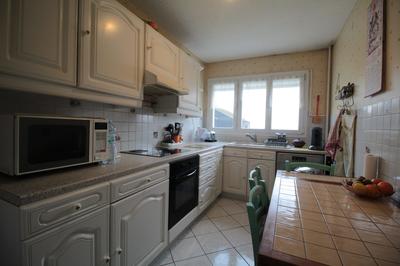 Appartement - 92 m² - 5 pièces