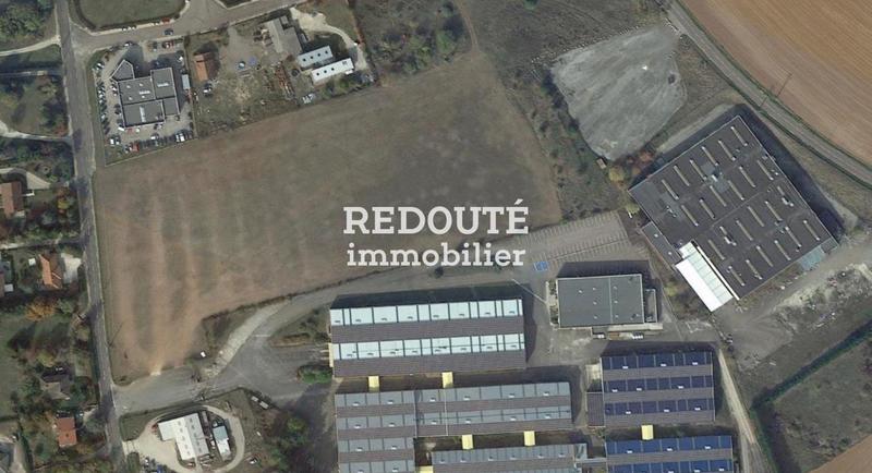 Entrepôt - 4 530 m²