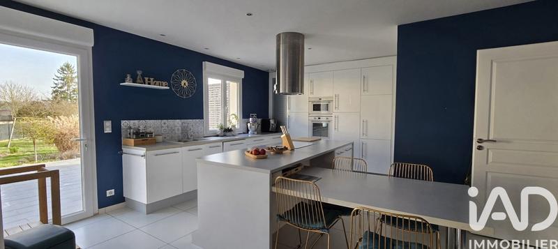 Maison - 180 m² - 7 pièces