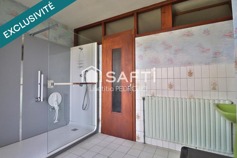 Maison - 257 m² - 7 pièces