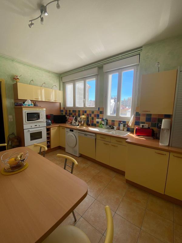 Appartement - 80 m² - 4 pièces