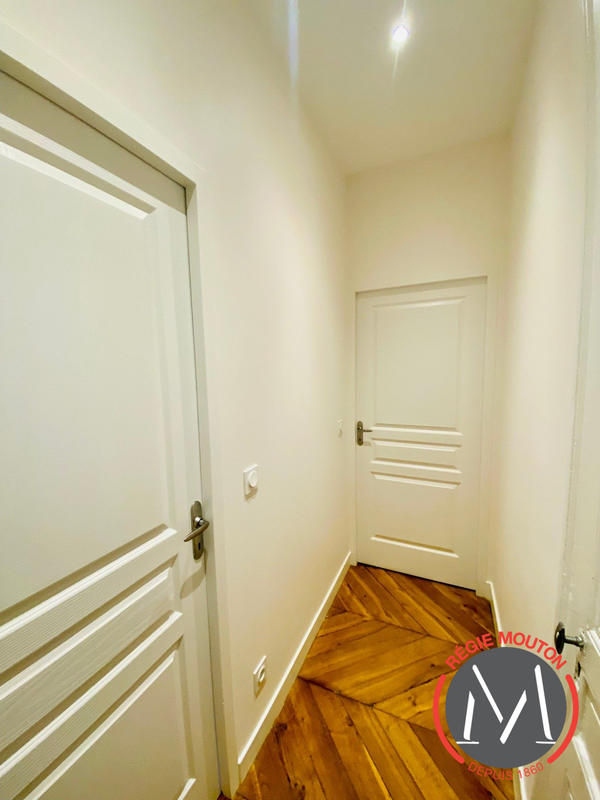 Appartement - 70 m² - 2 pièces