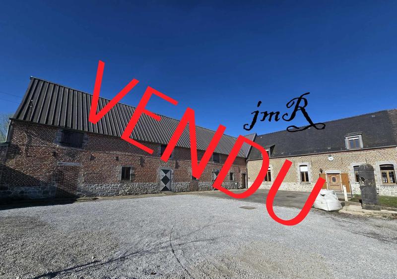 Maison - 180 m² - 10 pièces