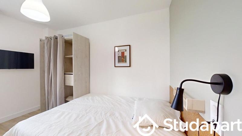 Chambre - 10 m² - 1 pièce