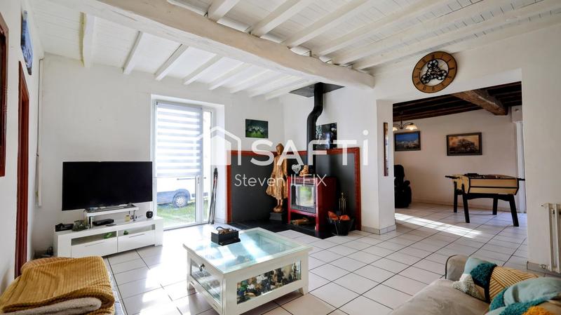 Maison - 250 m² - 8 pièces