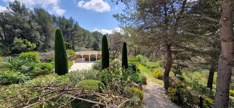 Villa - 225 m² - 7 pièces