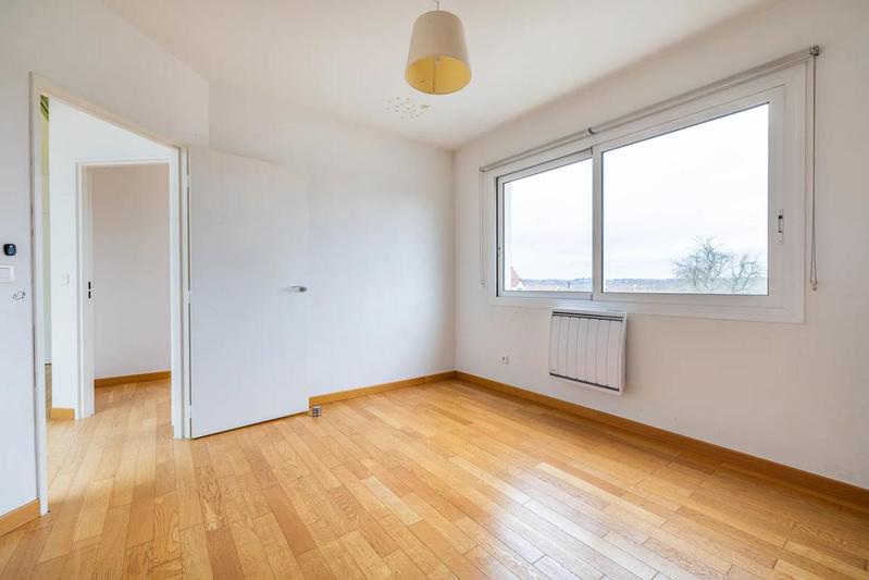 Maison d'architecte - 271 m² - 10 pièces