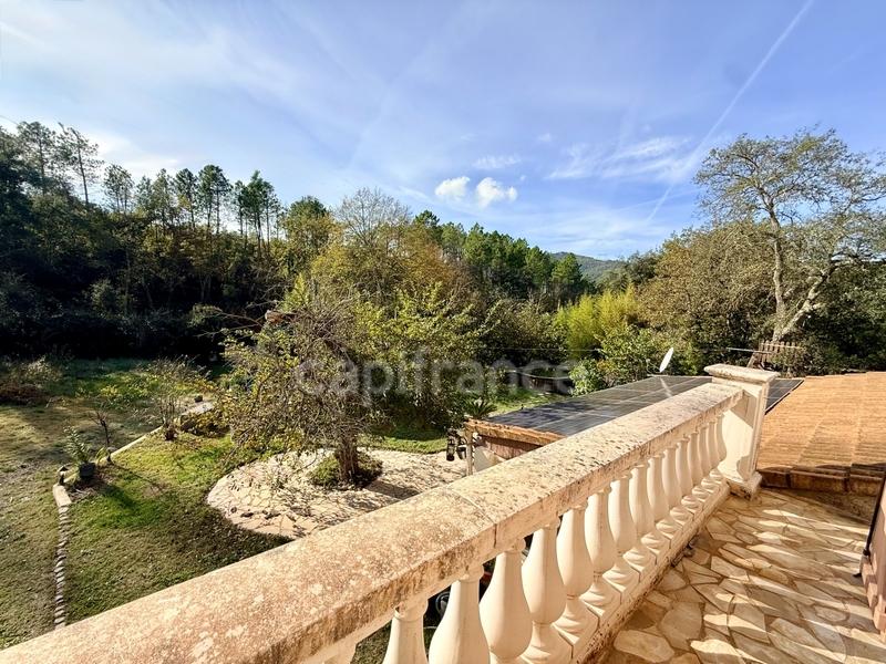 Maison - 141 m² - 7 pièces