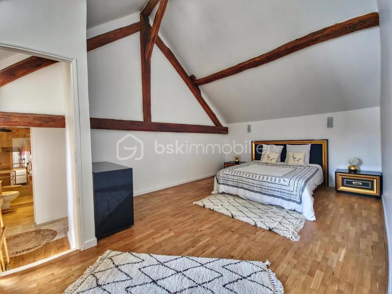 Corps de ferme - 186 m² - 7 pièces