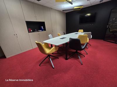 Bureau - 253 m²