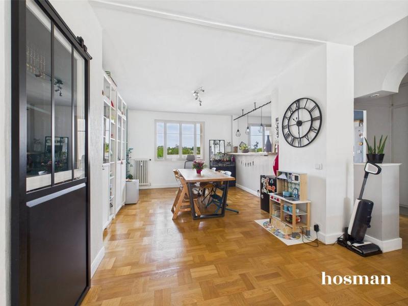 Appartement - 84 m² - 4 pièces