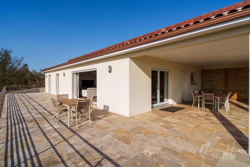 Maison - 182 m² - 7 pièces