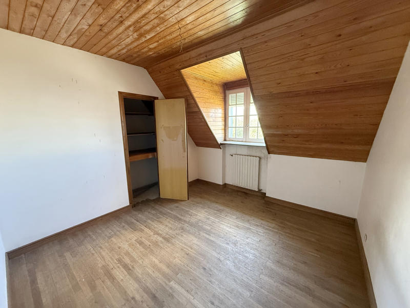 Maison - 264 m² - 15 pièces