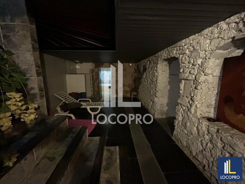 Local commercial - 380 m²