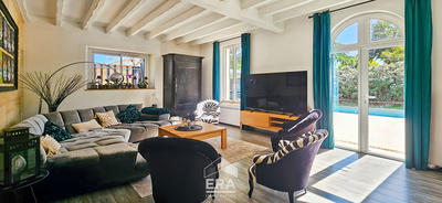 Maison - 180 m² - 5 pièces