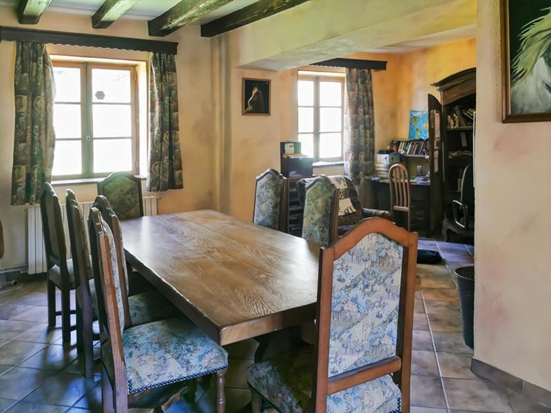 Maison - 167 m² - 7 pièces