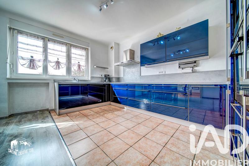 Appartement - 94 m² - 4 pièces