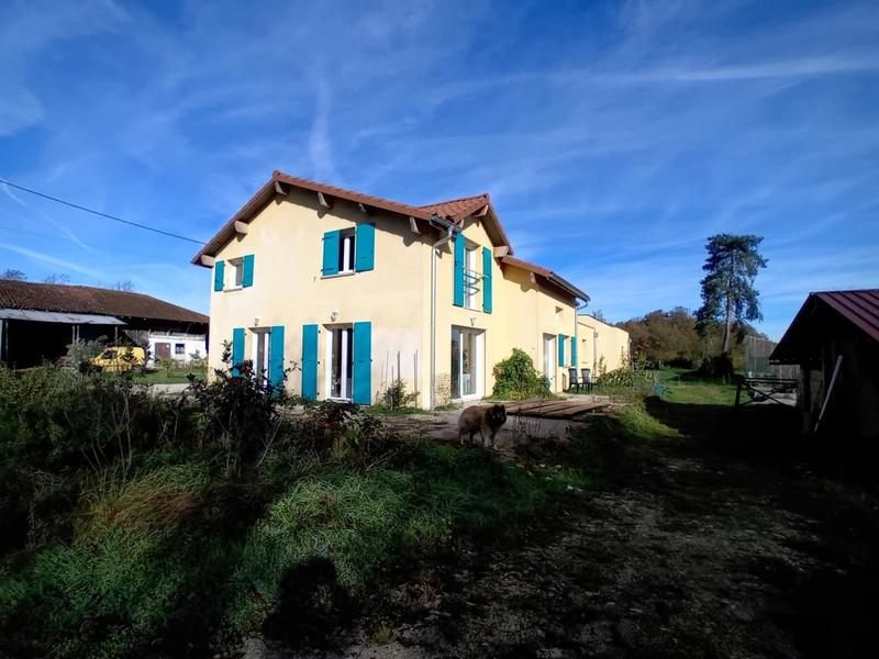 Maison - 191 m² - 6 pièces