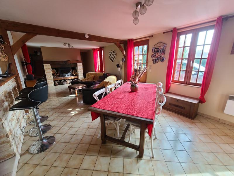 Maison - 145 m² - 6 pièces