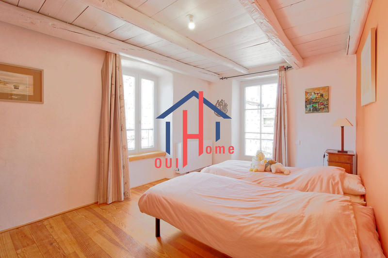 Maison ancienne - 209 m² - 6 pièces