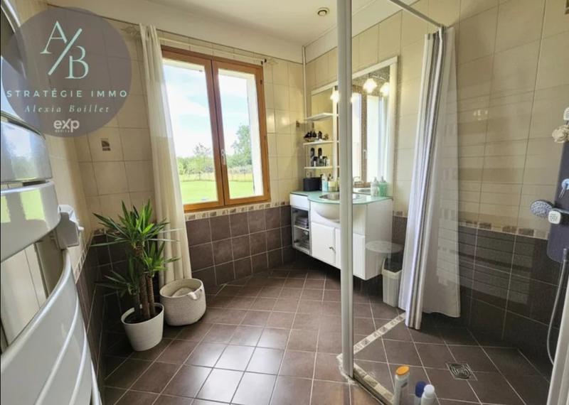 Maison - 145 m² - 6 pièces