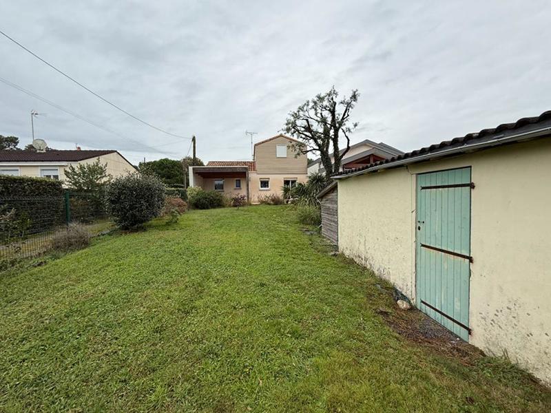 Maison - 110 m² - 6 pièces