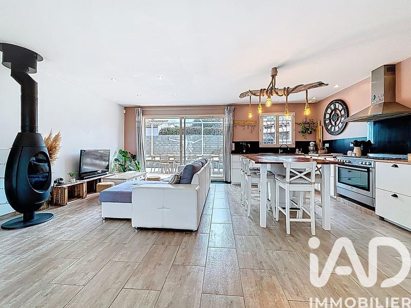 Maison - 100 m² - 5 pièces