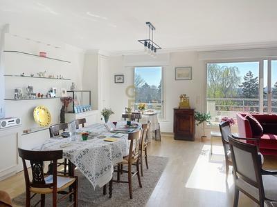 Appartement - 108 m² - 3 pièces