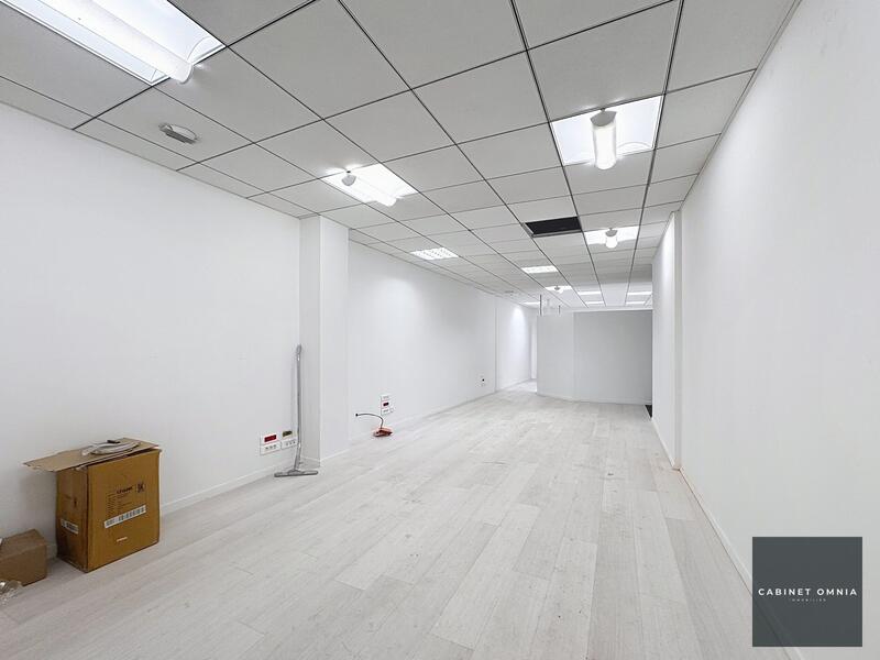 Local commercial - 77 m²