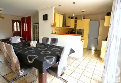 Maison - 98 m² - 4 pièces