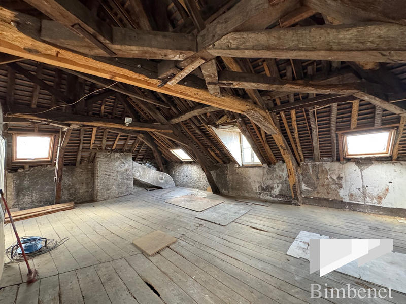 Appartement - 111 m² - 4 pièces