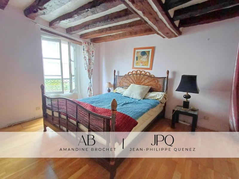 Maison - 200 m² - 7 pièces