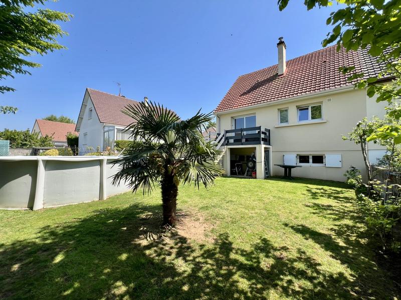 Maison - 110 m² - 5 pièces