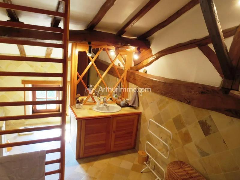 Maison - 274 m² - 8 pièces