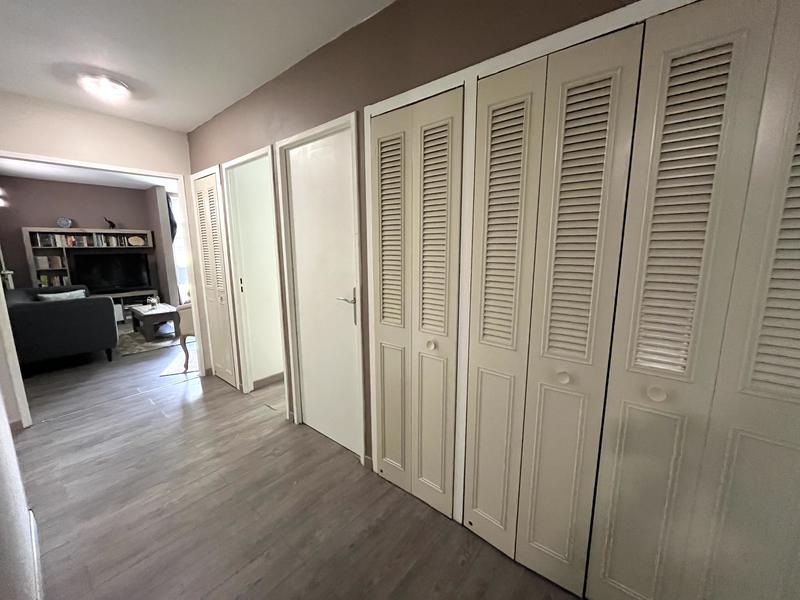 Appartement - 82 m² - 4 pièces