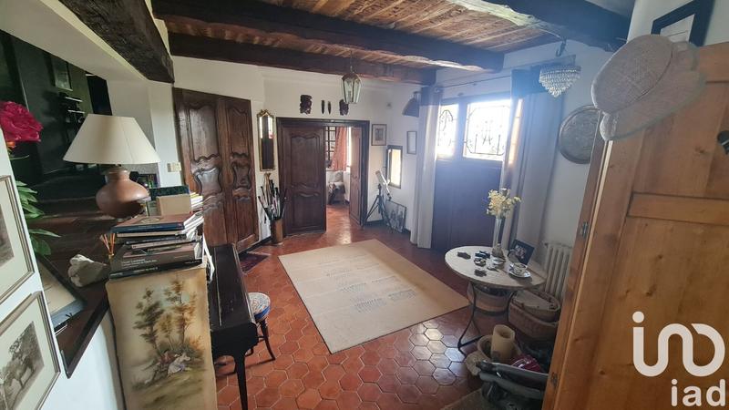 Maison - 219 m² - 5 pièces