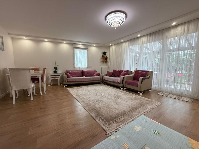 Maison - 110 m² - 6 pièces