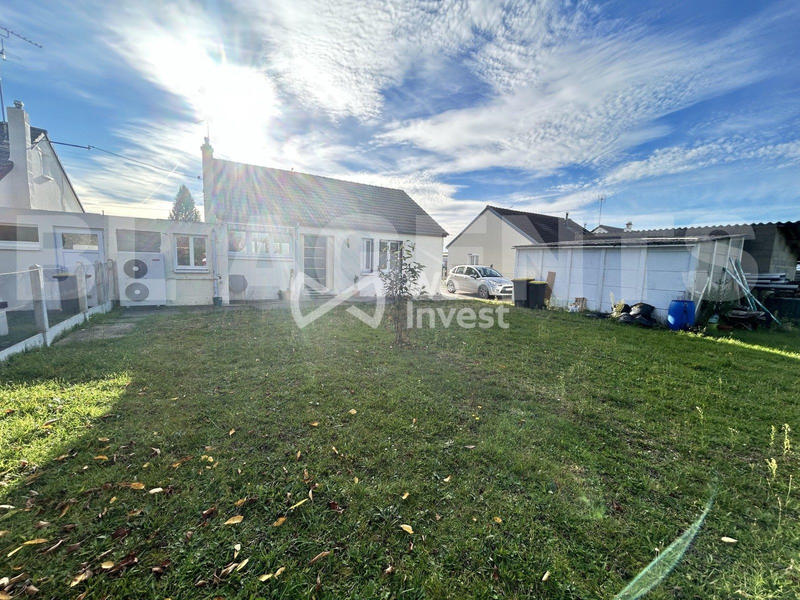 Maison - 90 m² - 5 pièces