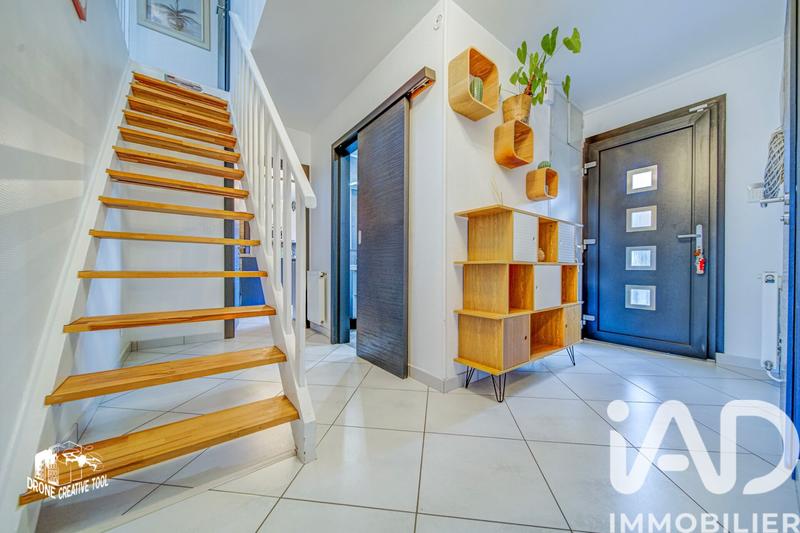 Maison - 140 m² - 5 pièces
