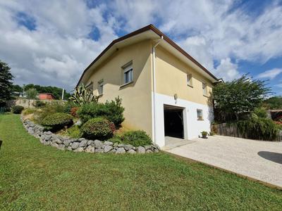 Maison - 103 m² - 4 pièces